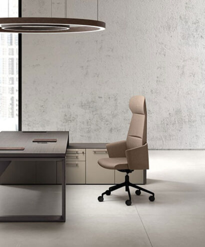 Adrien – Wood Veneer Executive Desk with Optional Return Unit and Credenza Unit Main img