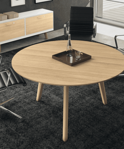 Reine 2 – Wood Veneer and Leather Round Shaped Meeting Table