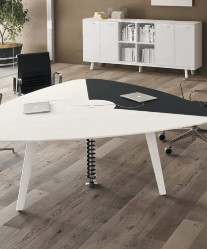 Reine 6 – Barrel and Rounded Corner Shape Meeting Table 01