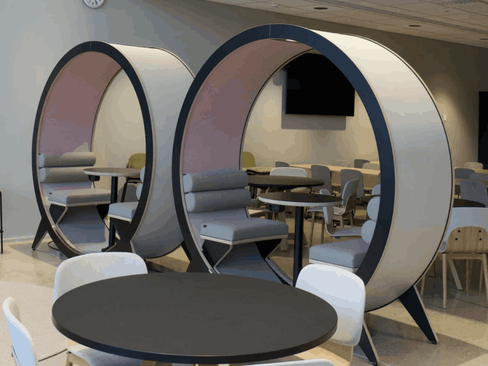 Brinox-Beautifully-Designed-Acoustic-Meeting-Pod-for-2-4-and-6-Persons-with-Optional-Acoustic-Backwall-06-img Brinox Beautifully Designed Acoustic Meeting Pod for 2 4 and 6 Persons with Optional Acoustic Backwall 06 img