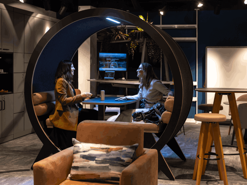Brinox-–-Beautifully-Designed-Acoustic-Meeting-Pod-for-2-4-and-6-Persons-with-Optional-Acoustic-Backwall-19-Img Brinox – Beautifully Designed Acoustic Meeting Pod for 2 4 and 6 Persons with Optional Acoustic Backwall 19 Img
