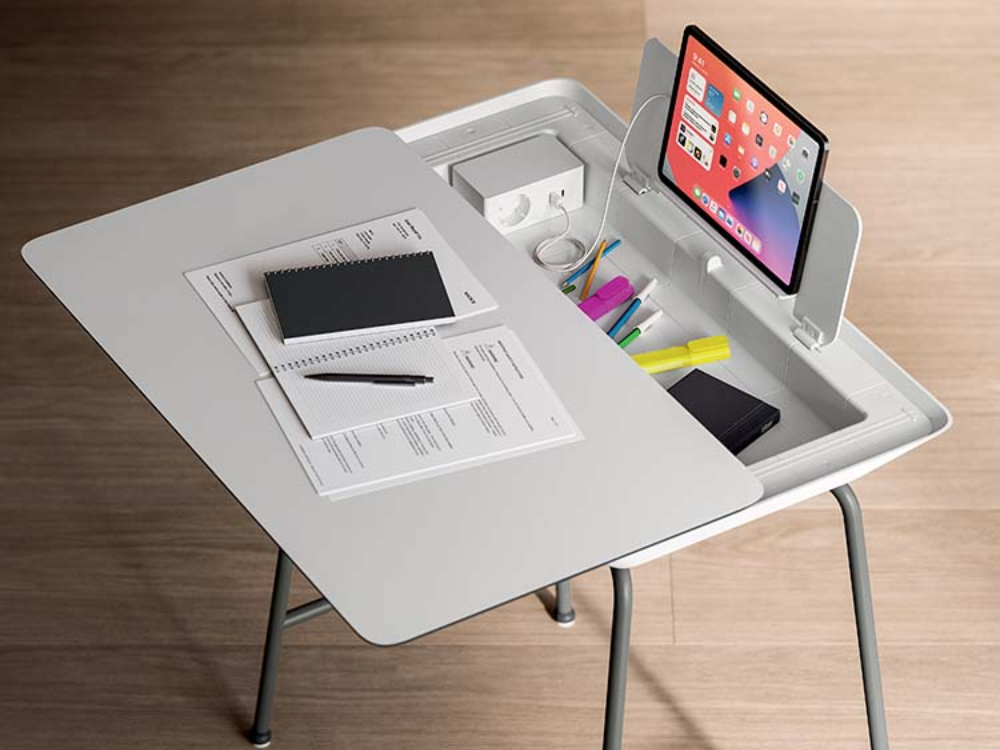 New ProjectaFlixa - Classic Sliding Top Desk 04 New ProjectaFlixa Classic Sliding Top Desk 04